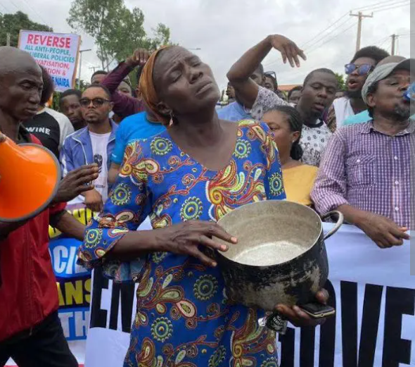 Nigeria: When Leaders Live in Comfort While Citizens Struggle to Surviv