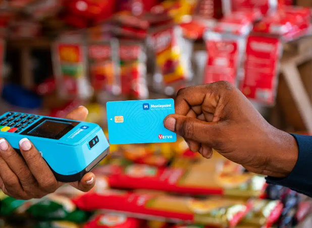 Woman Breaks Down at Abakaliki Market After Sending ₦1.1m