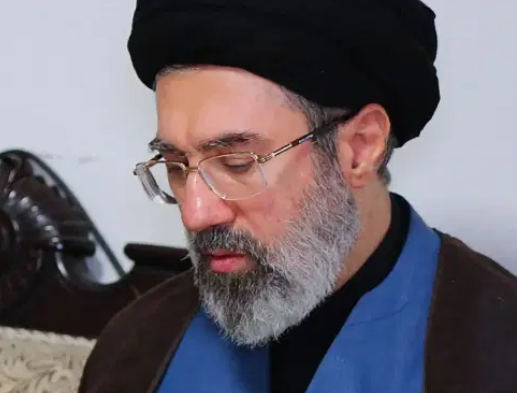 Iran Threatens US at Sea as Supreme Leader Declares Navy Ready to Crush America