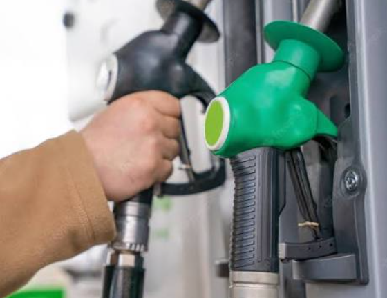 FG Proposes ₦1,350 Petrol Cost Ceiling