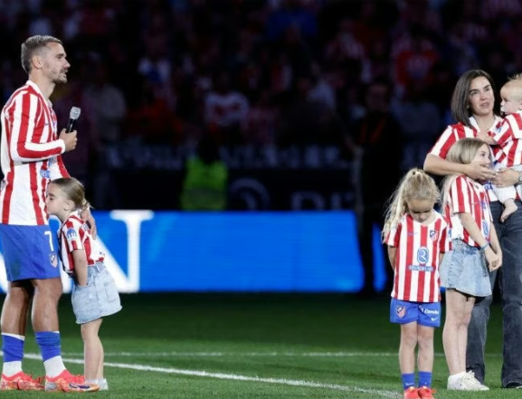 Griezmann Breaks Silence on Barcelona Betrayal, Begs Atletico Fans for Forgiveness in Emotional Farewell