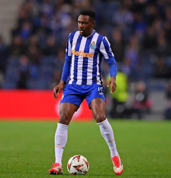 Atalanta set sights on Zaidu Sanusi as Serie A transfer battle begins